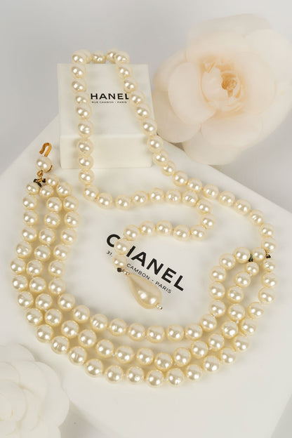 Necklace of pearls created Chanel 1993