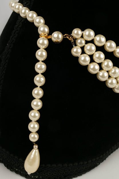 Necklace of pearls created Chanel 1993