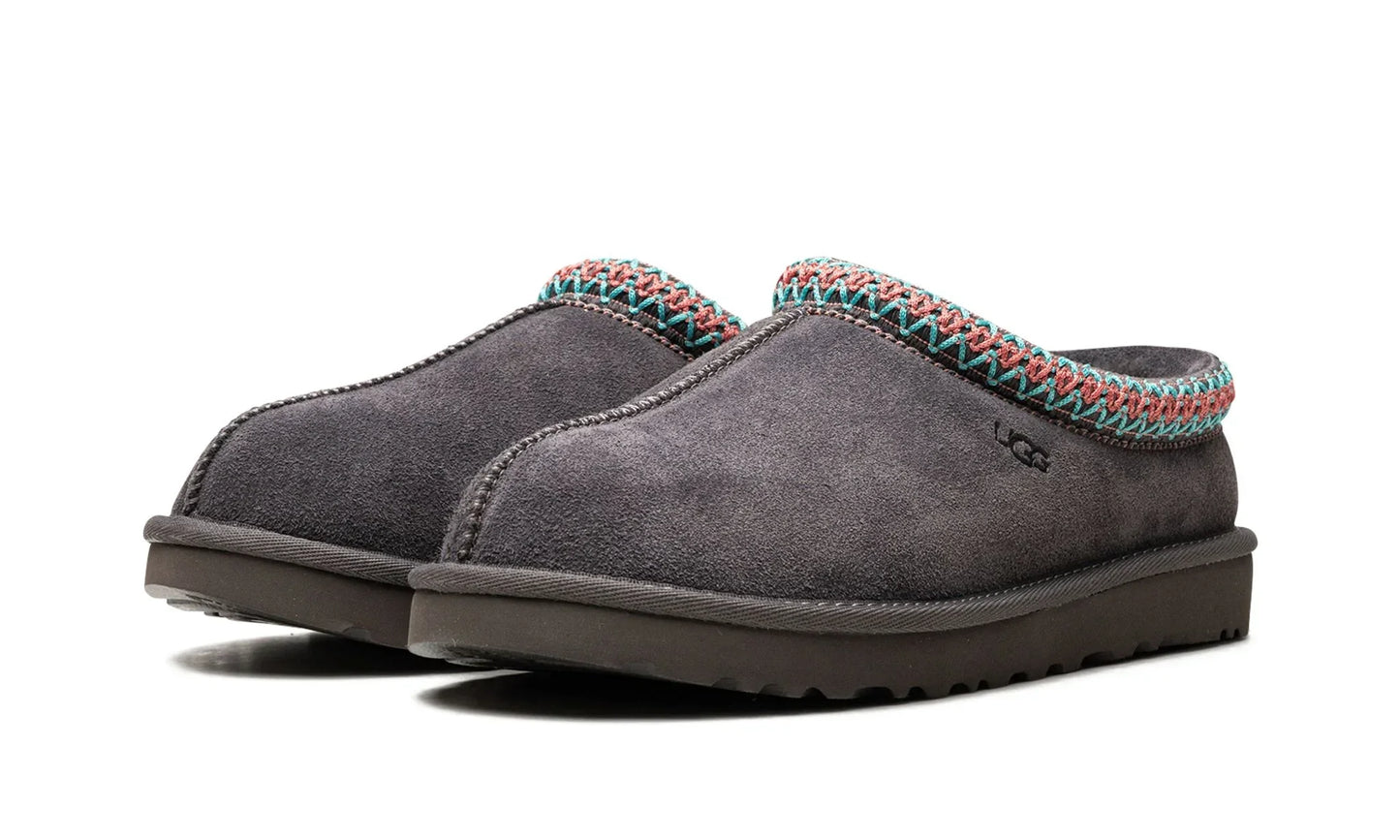 TASMAN Dark Grey