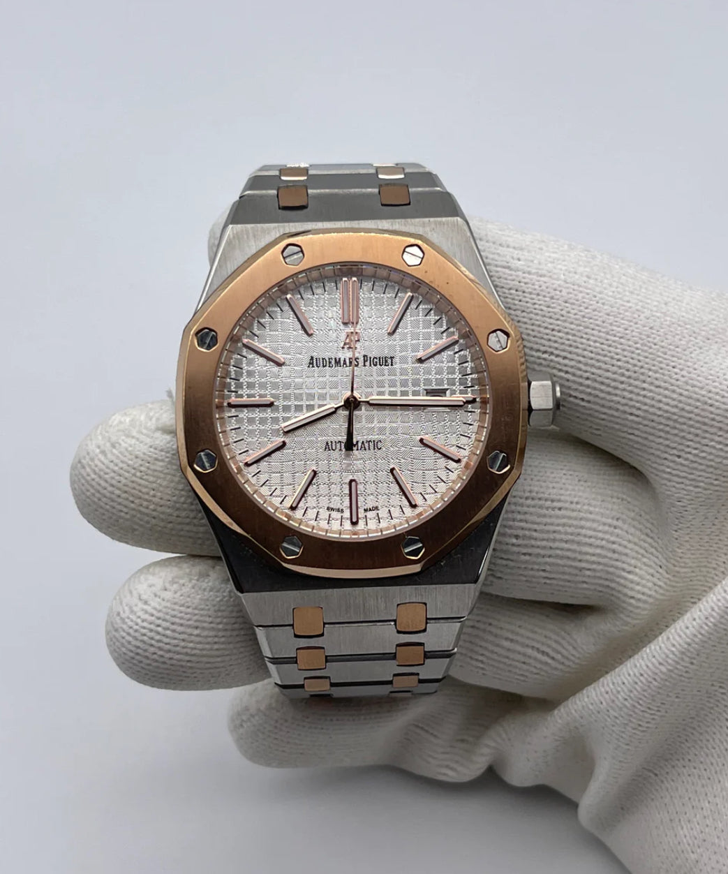 ROYAL OAK BICOLOR