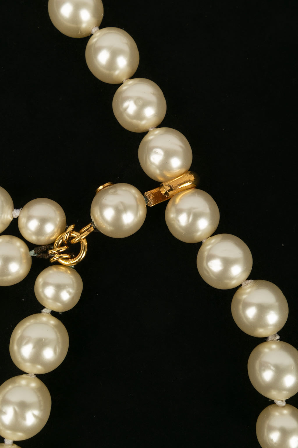 Necklace of pearls created Chanel 1993