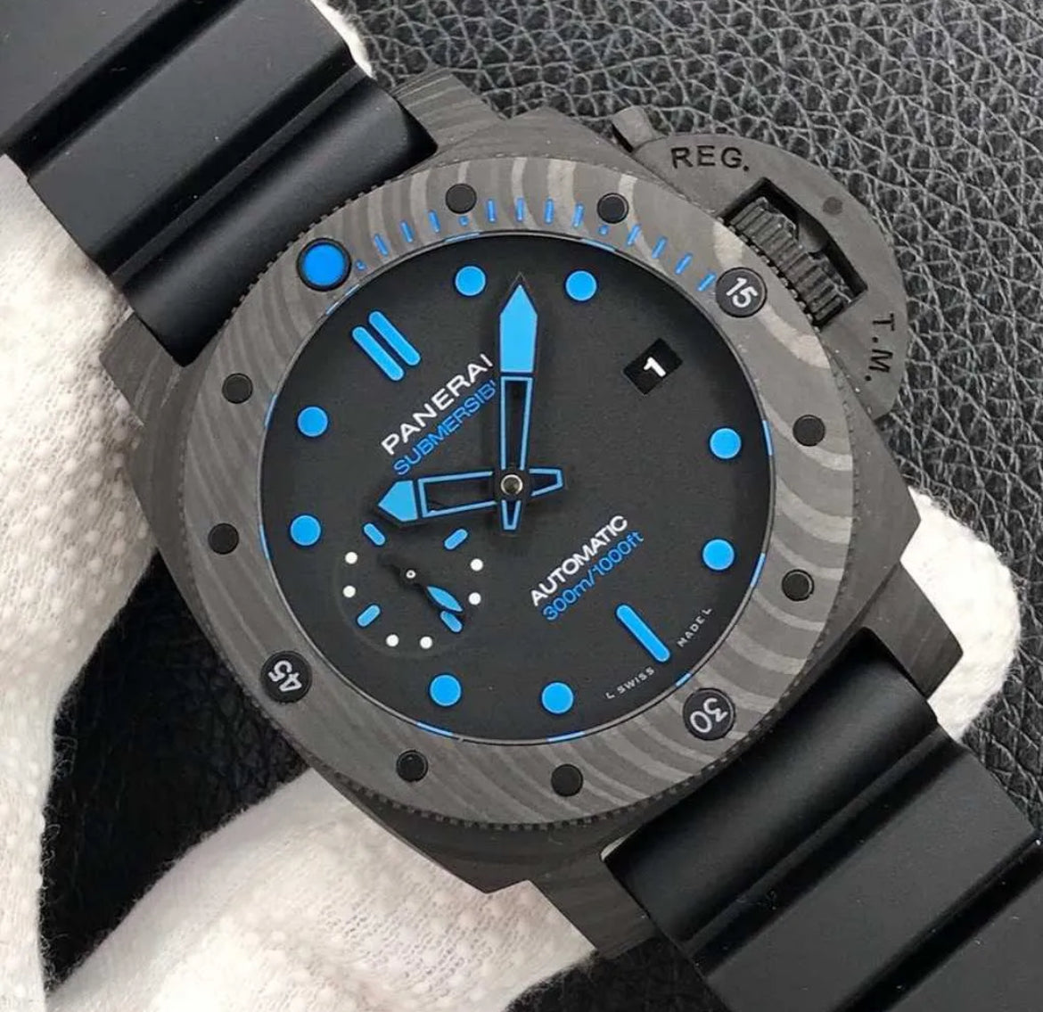 PANERAI SUBMERSIBLE CARBONTECH AUTOMATIC