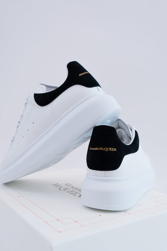 Sneakers White Black Velvet