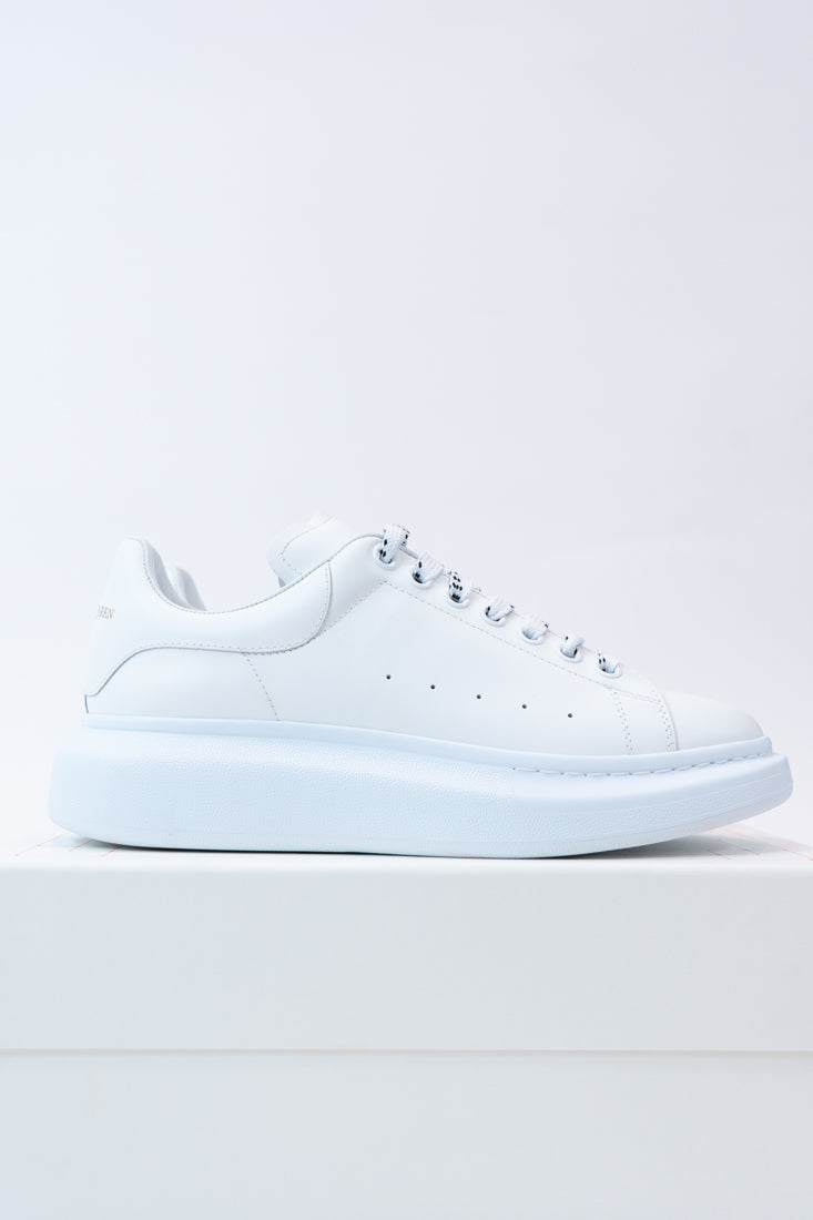 Sneakers White White