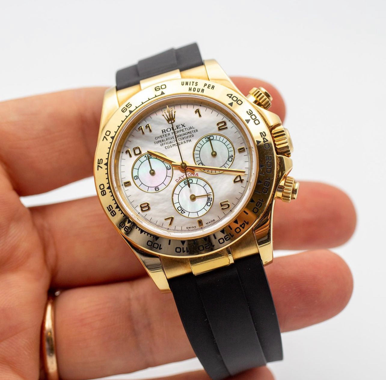 DAYTONA GOLD METEORITE OYSTERFLEX