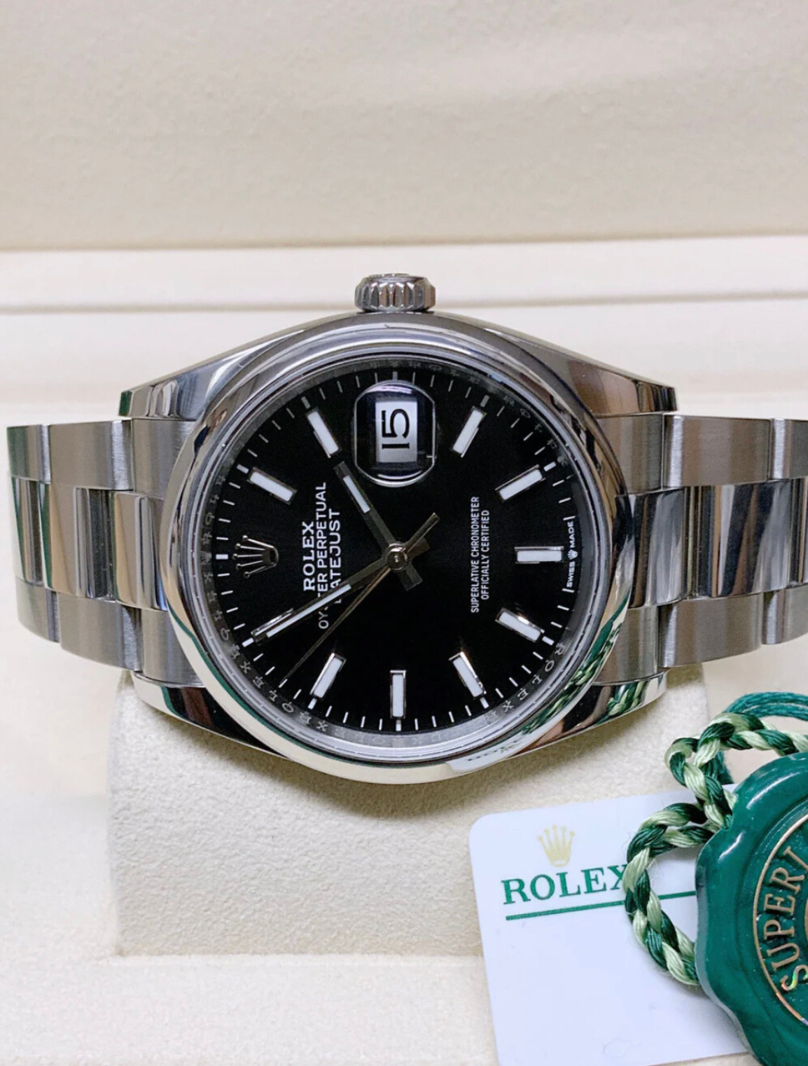 DATEJUST OYSTER BLACK DIAL