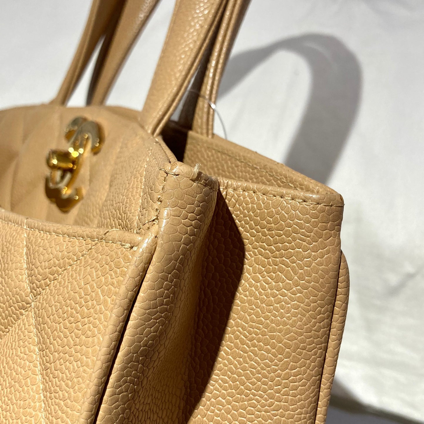 CHANEL 1994-1996 Beige Caviar Tote Bag 