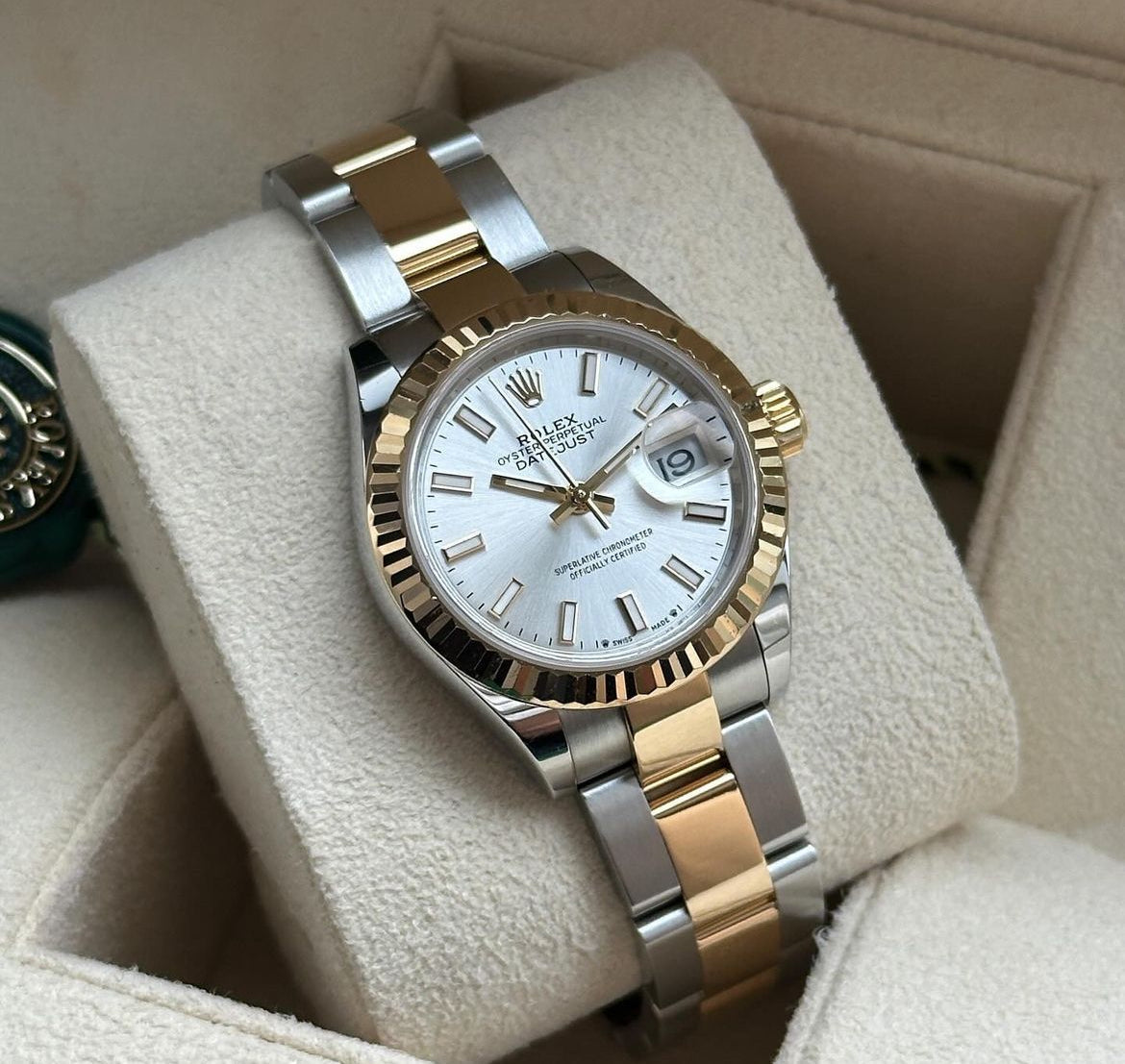 DATEJUST JUBILEE STEEL & GOLD LIGHT WHITE