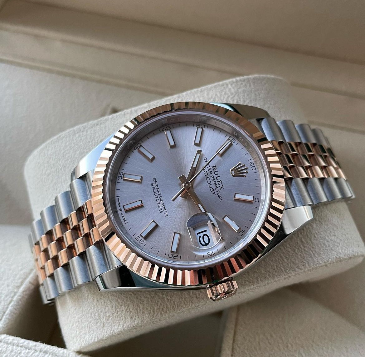 DATEJUST JUBILEE STEEL & GOLD SILVER DIAL