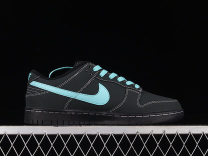 Nike Tiffany Dunk