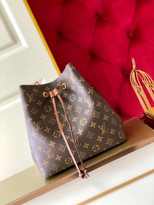 LV NEONOE MM CARAMEL