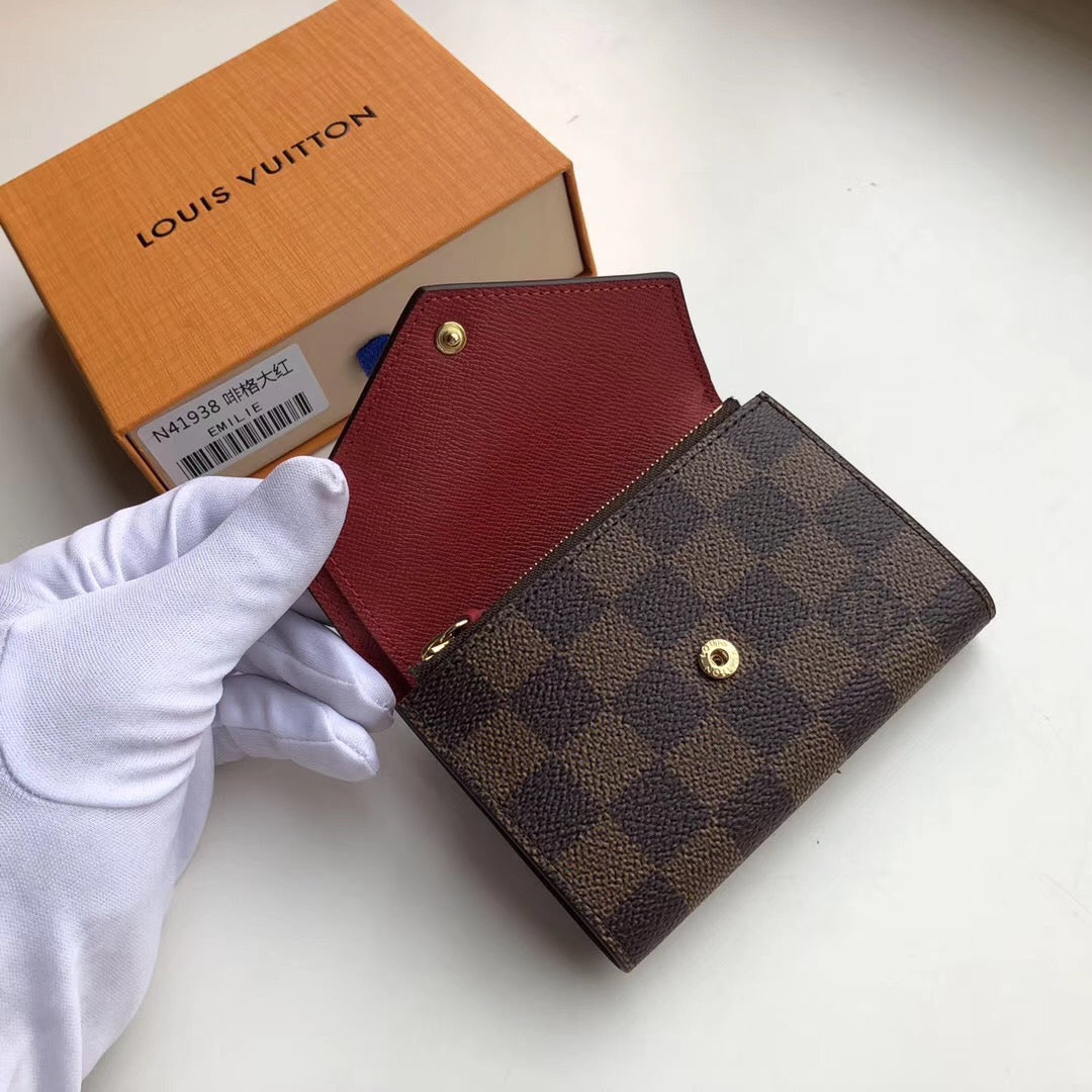 LV VICTORINE WALLET