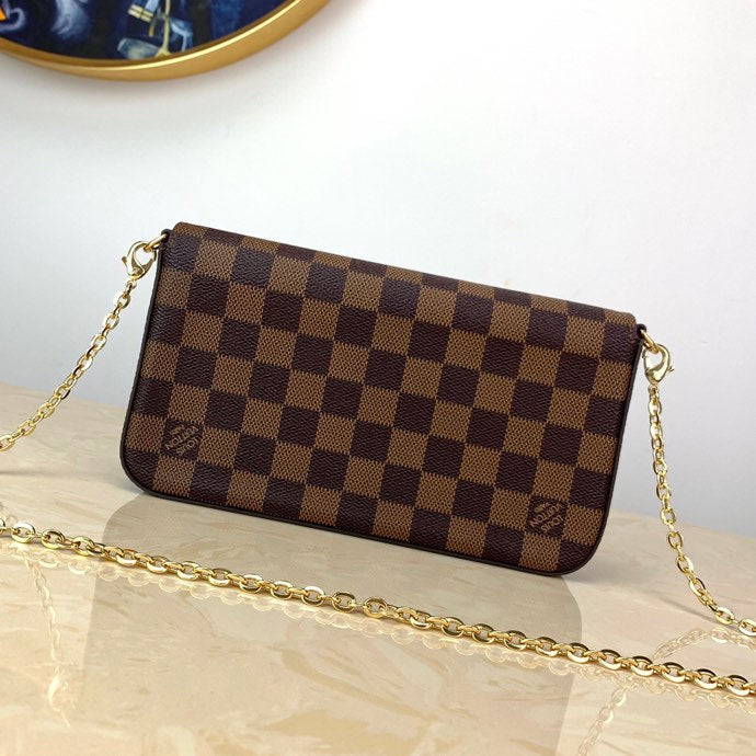 LV FÉLICIE POUCH