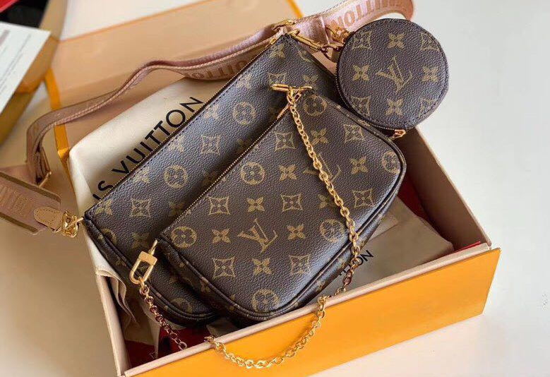 LV MULTI POUCH ACCESSORIES