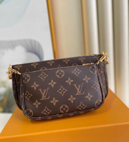 LV MULTI POUCH ACCESSORIES