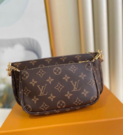 LV MULTI POUCH ACCESSORIES