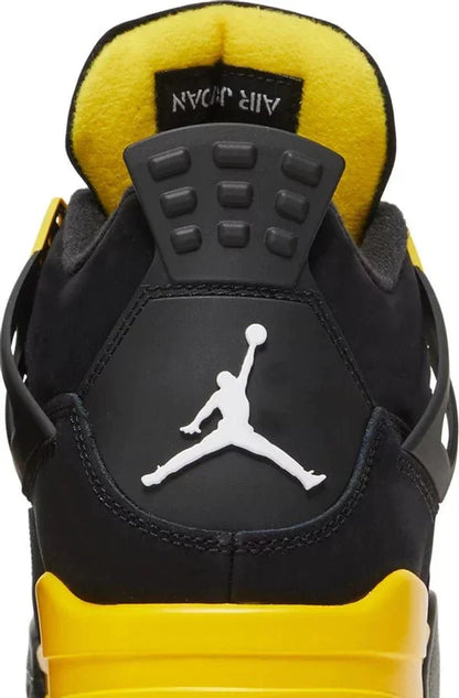 Air Jordan 4 Retro 'Thunder' 2023 Sneakers for Men