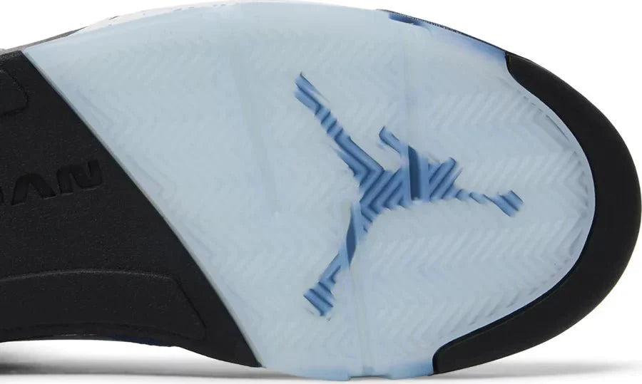 Air Jordan 5 Retro SE 'UNC' Sneakers for Men