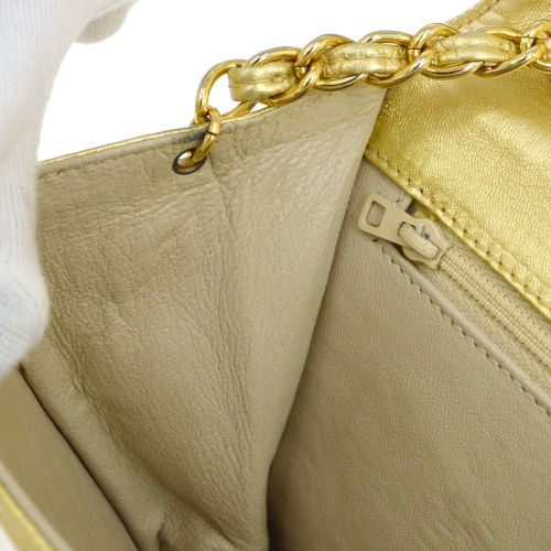 CHANEL 1989-1991 Gold Lambskin Diamond Shoulder Bag