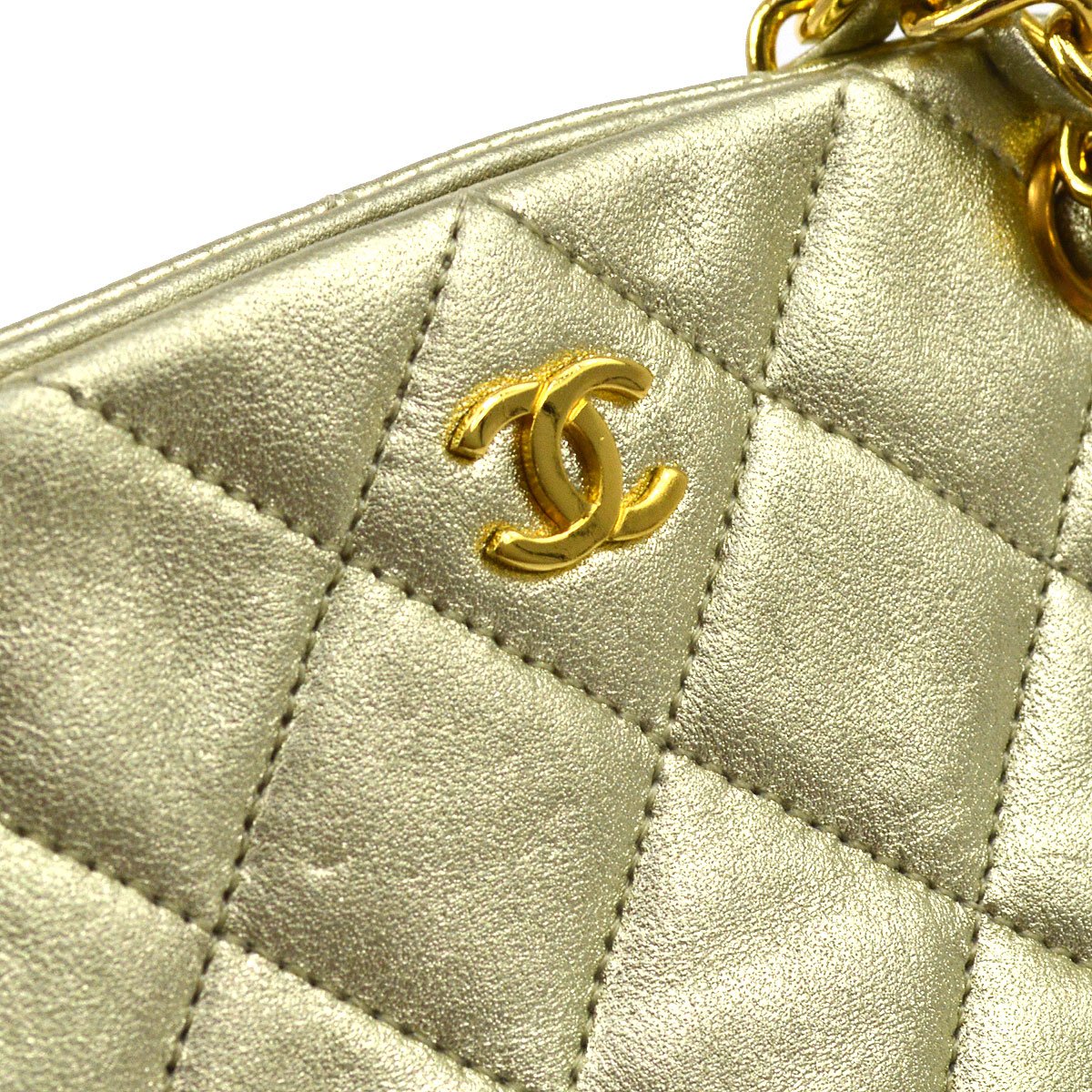 CHANEL 1989-1991 Gold Lambskin Kisslock Shoulder Bag