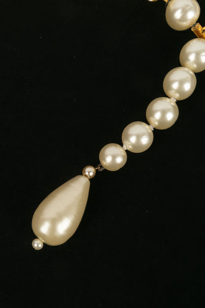 Necklace of pearls created Chanel 1993