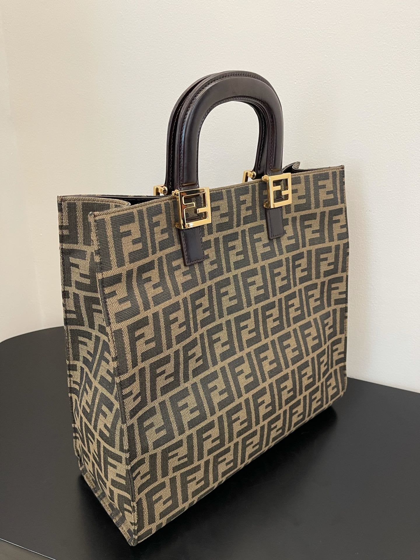 FENDI SUNSHINE TOTE MEDIUM