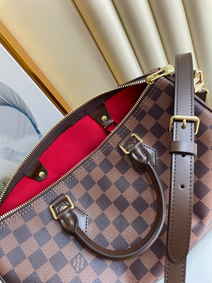 LV SPEEDY BAG