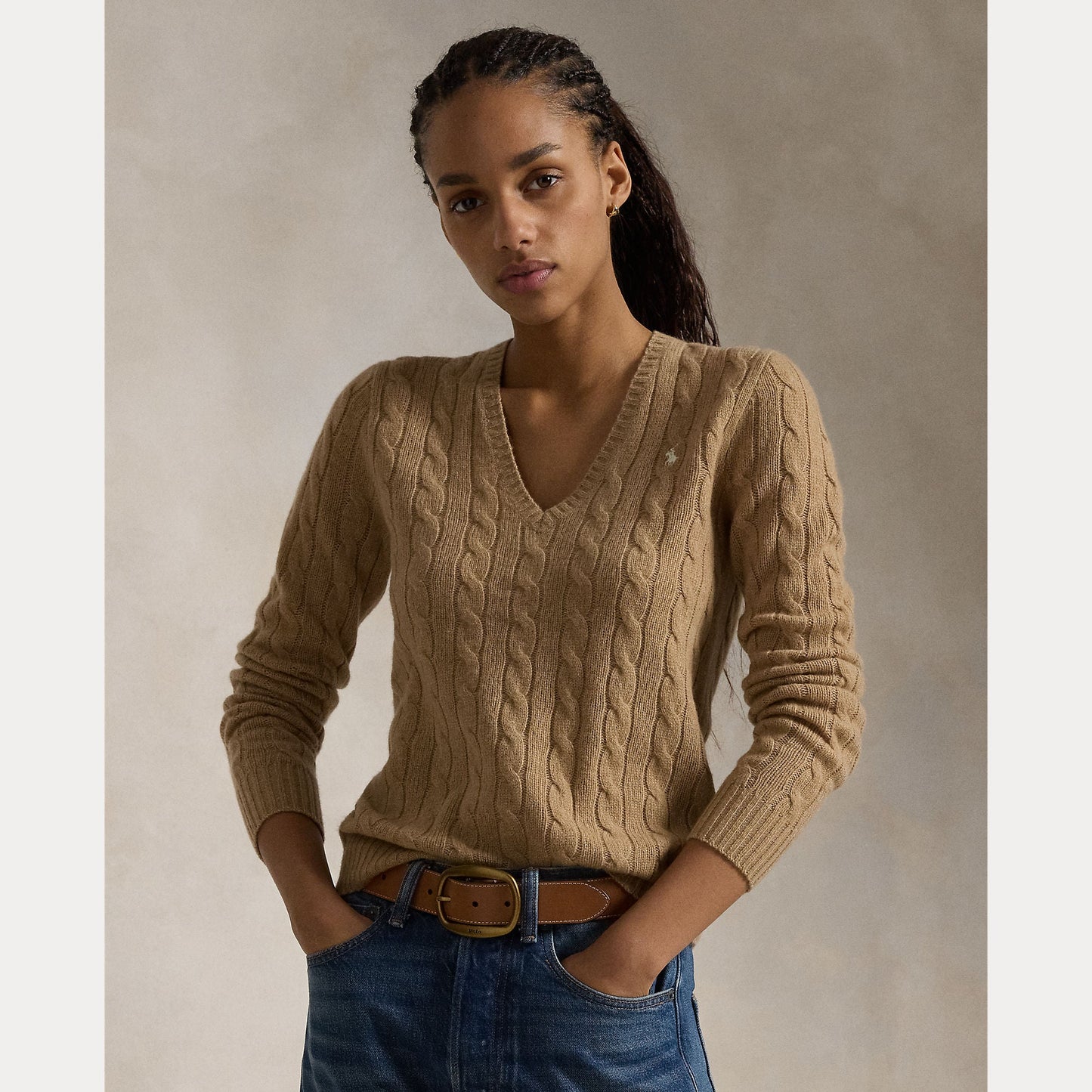 CABLE-KNIT WOOL-CASHMERE V-NECK SWEATER