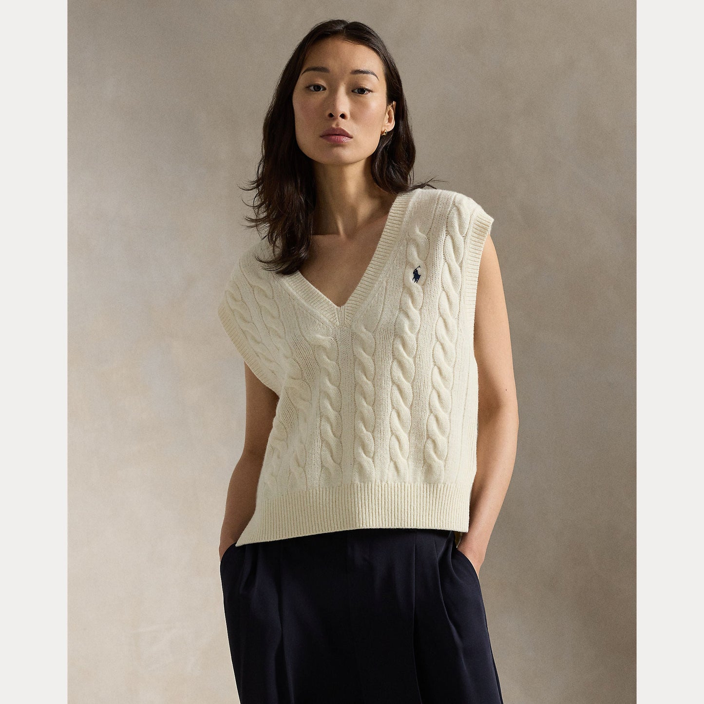 CABLE-KNIT WOOL-CASHMERE SWEATER VEST